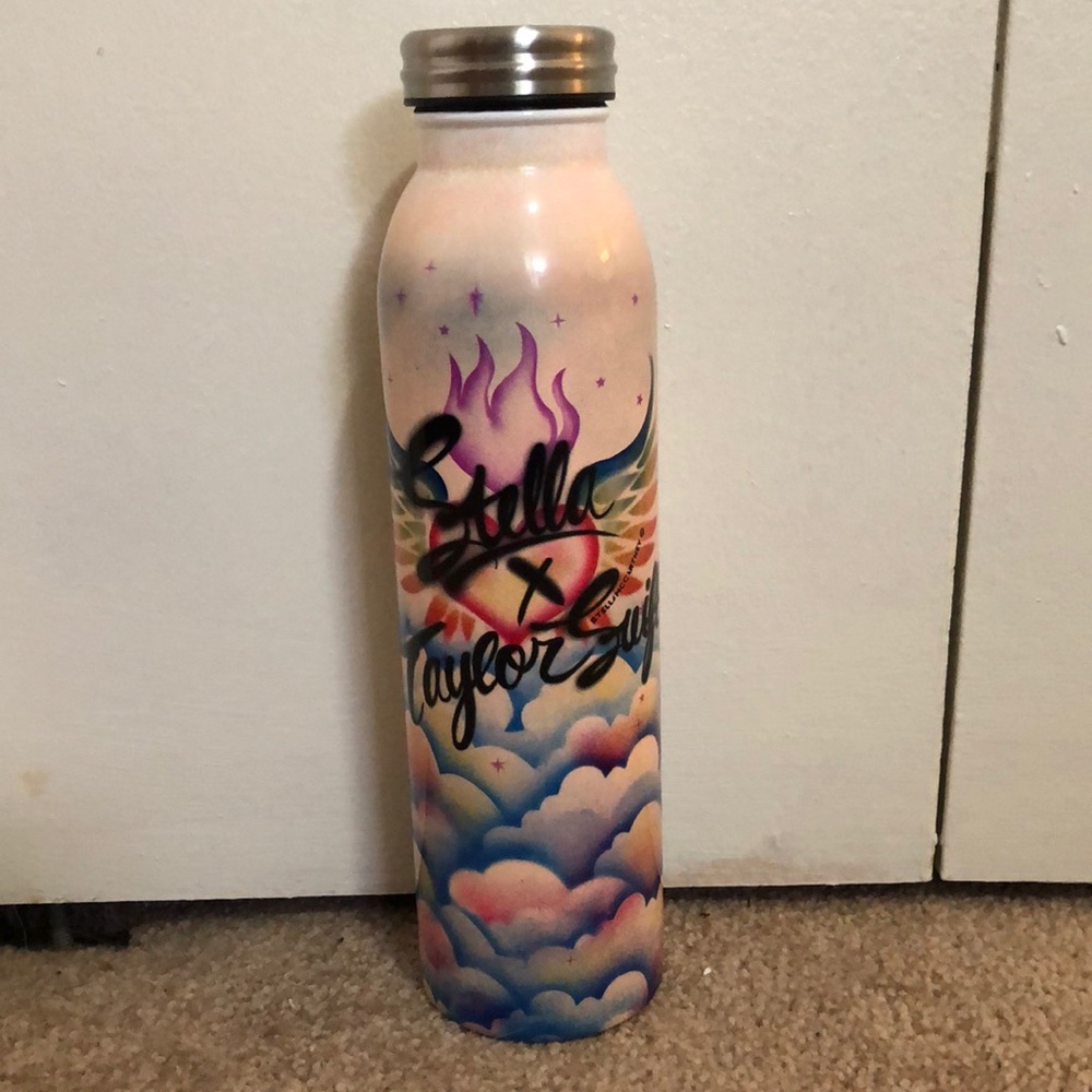 Taylor Swift x Stella Water Bottle